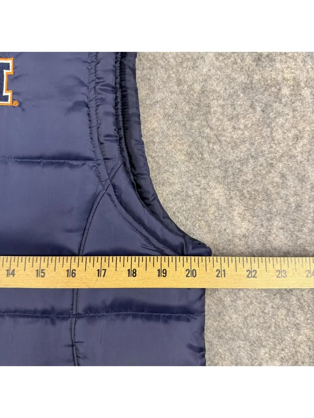 Illinois Illini Women’s Quilted Vest Navy Blue Orange White Size XL EUC 655